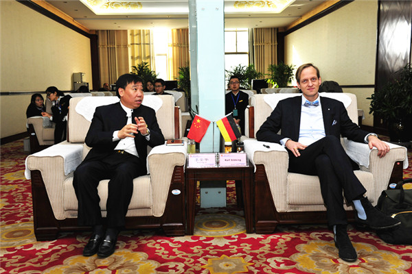 ŷ��ABG�ܲ��ƽ ŷ��ABG