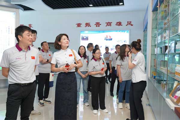 �������ŵ����Ųι۱걾չ����