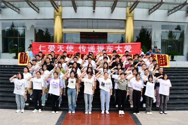 ¡°Èʰ®Ììʹ¡±°àÐûÊÄ ¡°Èʰ®Ììʹ¡±°àÐûÊÄ